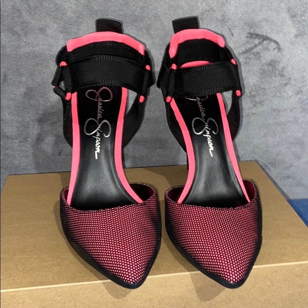 Jessica Simpson Heels - Picture 7 of 8